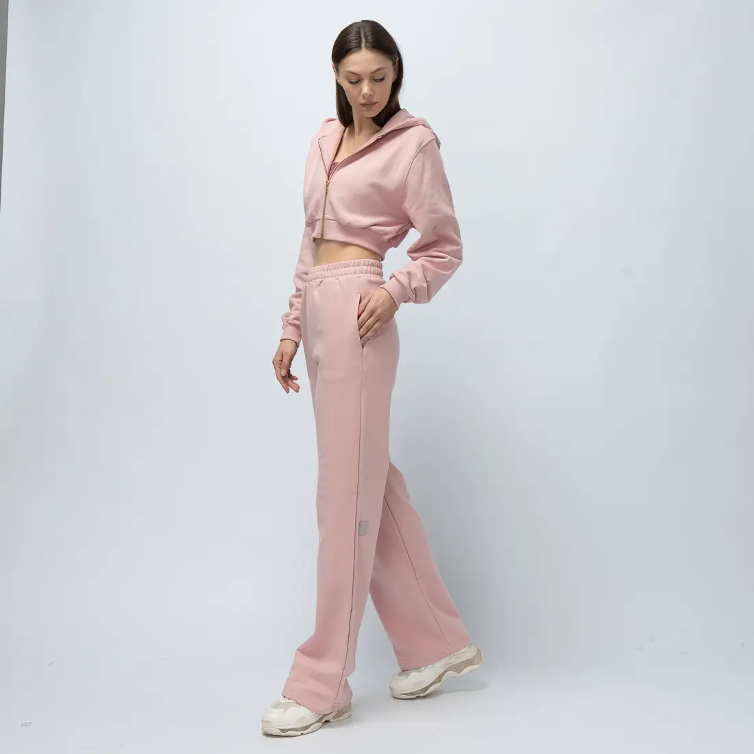 Women’s Addict Straight Leg Sweatpant 1