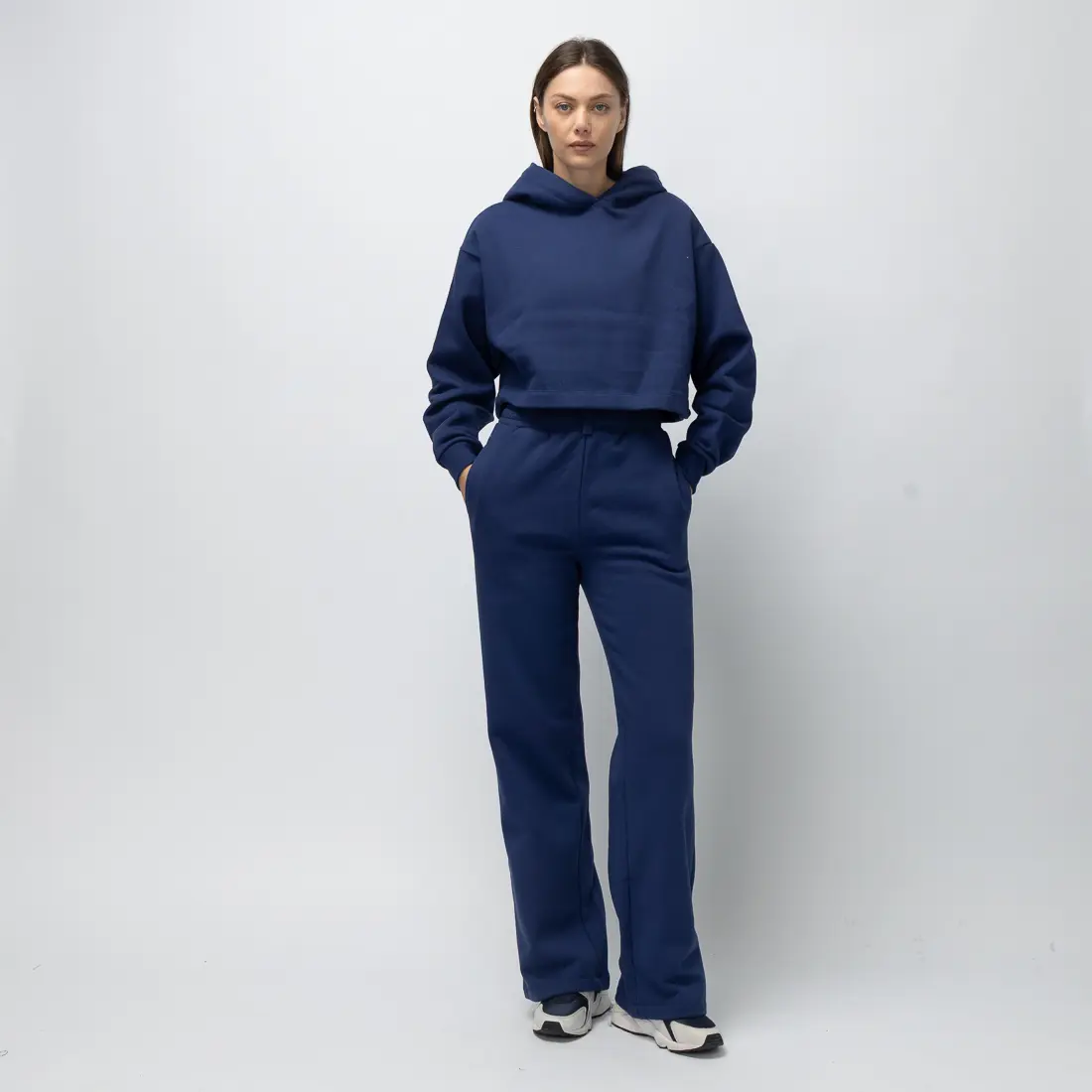 Women’s Blueberry Straight Leg Sweatpant 3